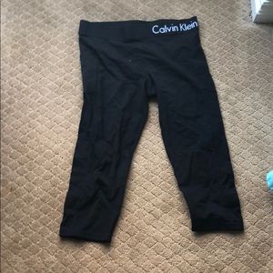 black calvin clean cropped leggings